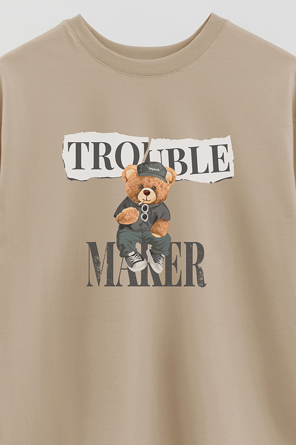 REMERA OVER ESTAMPADA UNISEX TROUBLE MAKER