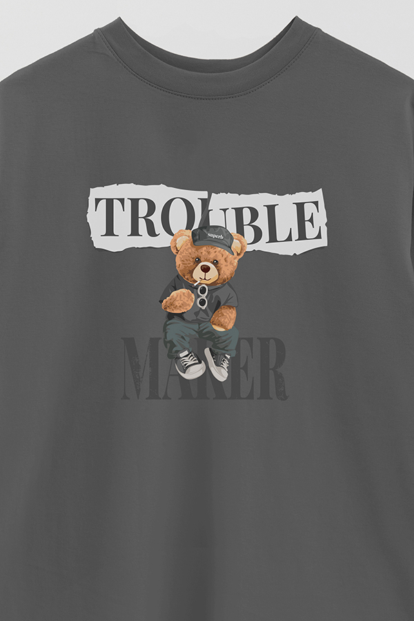 REMERA OVER ESTAMPADA UNISEX TROUBLE MAKER
