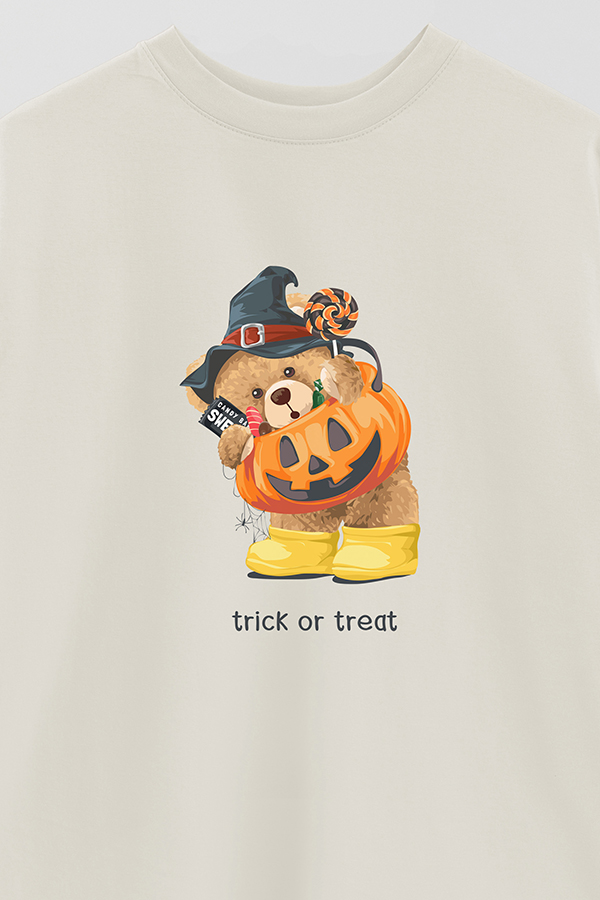 REMERA OVER ESTAMPADA UNISEX TRICK OR TREAT 2
