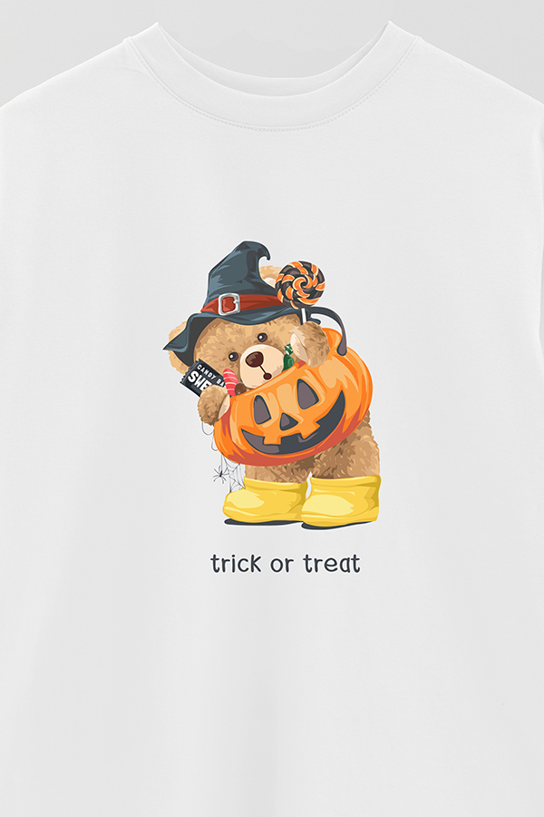 REMERA OVER ESTAMPADA UNISEX TRICK OR TREAT 2
