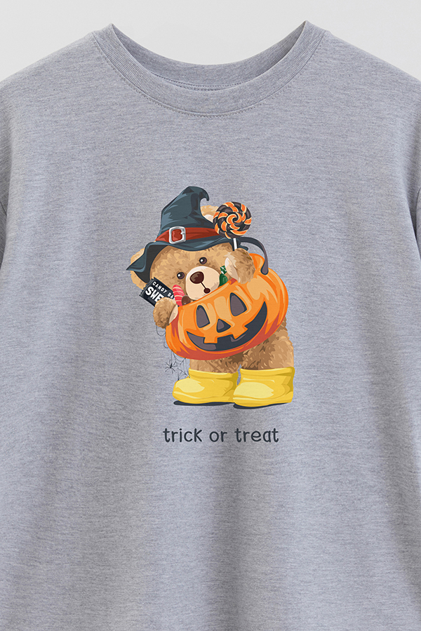 REMERA OVER ESTAMPADA UNISEX TRICK OR TREAT 2