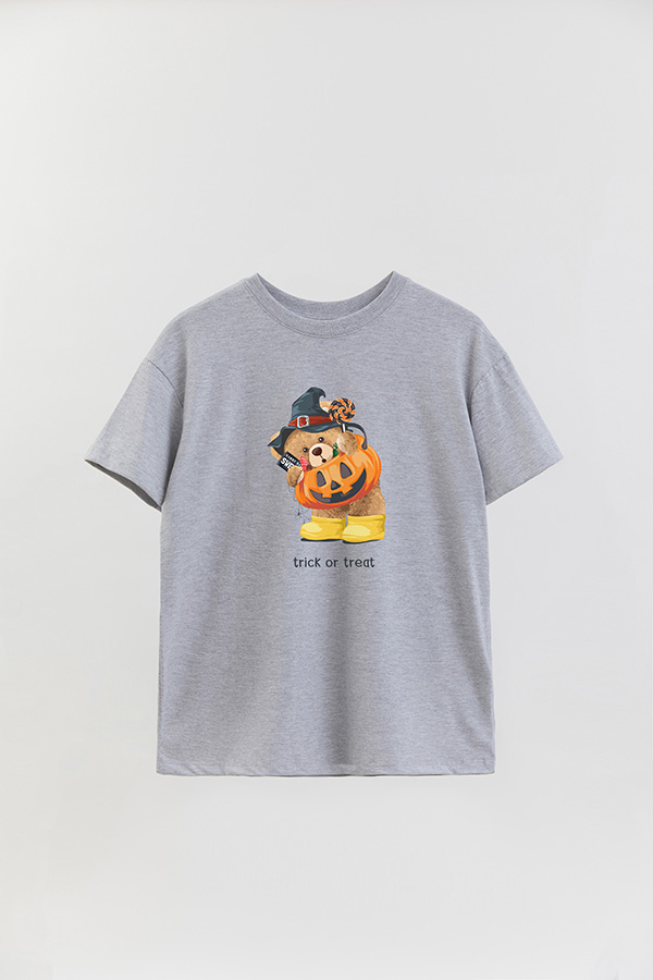 REMERA OVER ESTAMPADA UNISEX TRICK OR TREAT 2