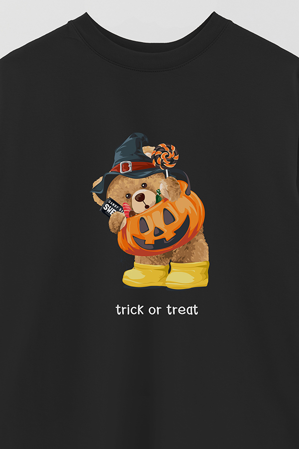 REMERA OVER ESTAMPADA UNISEX TRICK OR TREAT 2