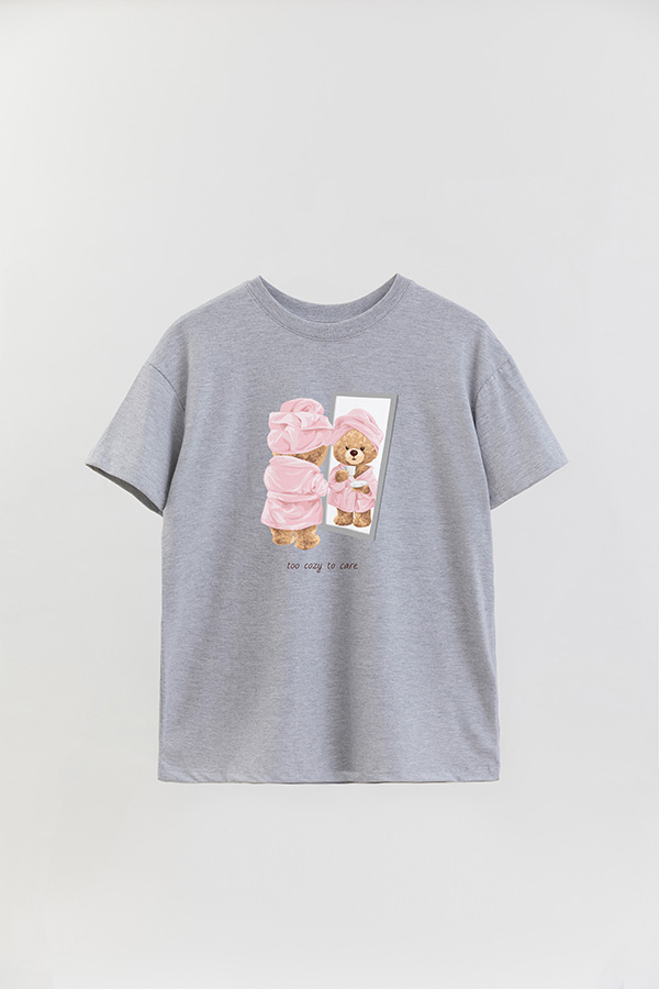 REMERA OVER ESTAMPADA UNISEX TOO COZY TO CARE