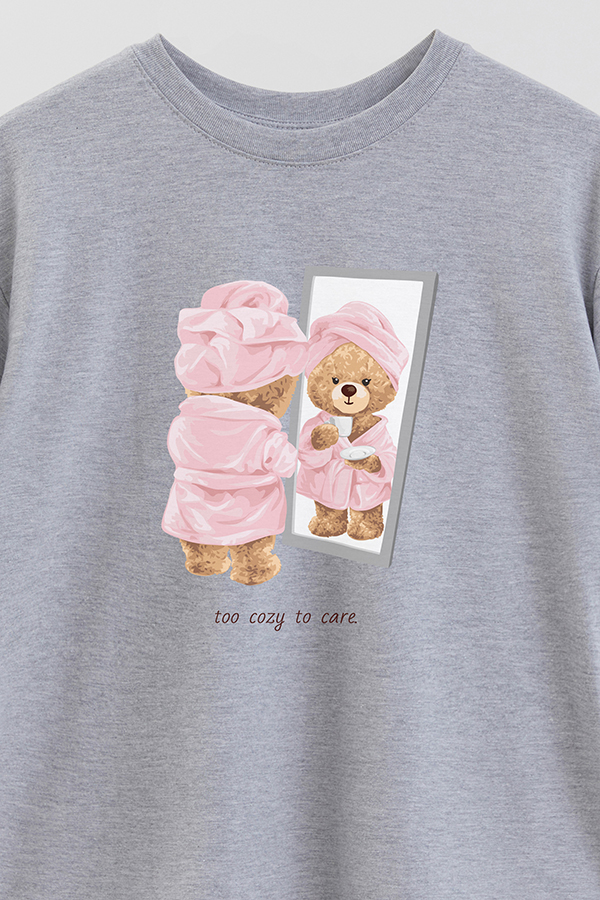 REMERA OVER ESTAMPADA UNISEX TOO COZY TO CARE