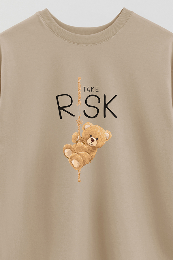 REMERA OVER ESTAMPADA UNISEX TAKE RISK