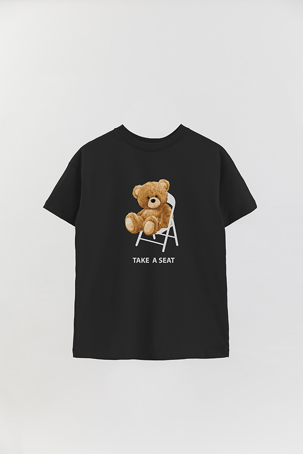 REMERA OVER ESTAMPADA UNISEX TAKE A SEAT