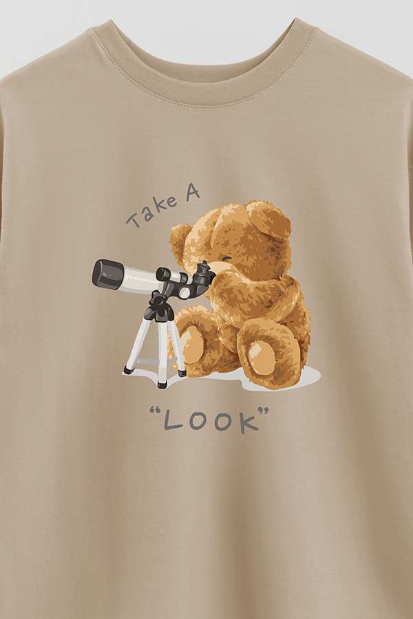 REMERA OVER ESTAMPADA UNISEX TAKE A LOOK