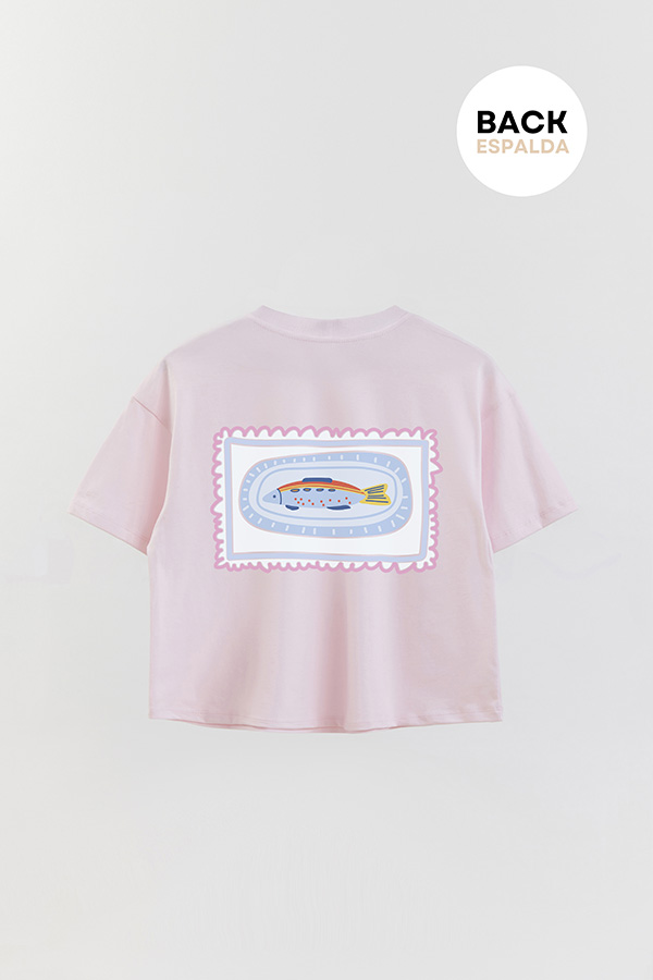 REMERA CROP FB TRAVEL STAMP 8