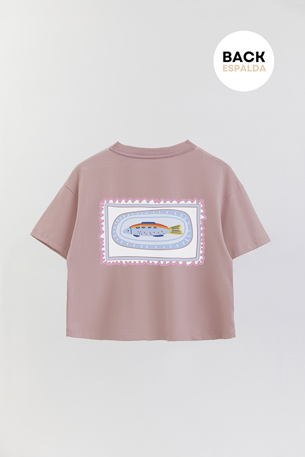 REMERA CROP FB TRAVEL STAMP 8