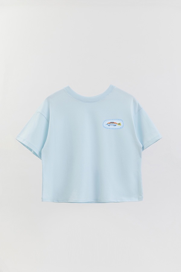 REMERA CROP FB TRAVEL STAMP 8