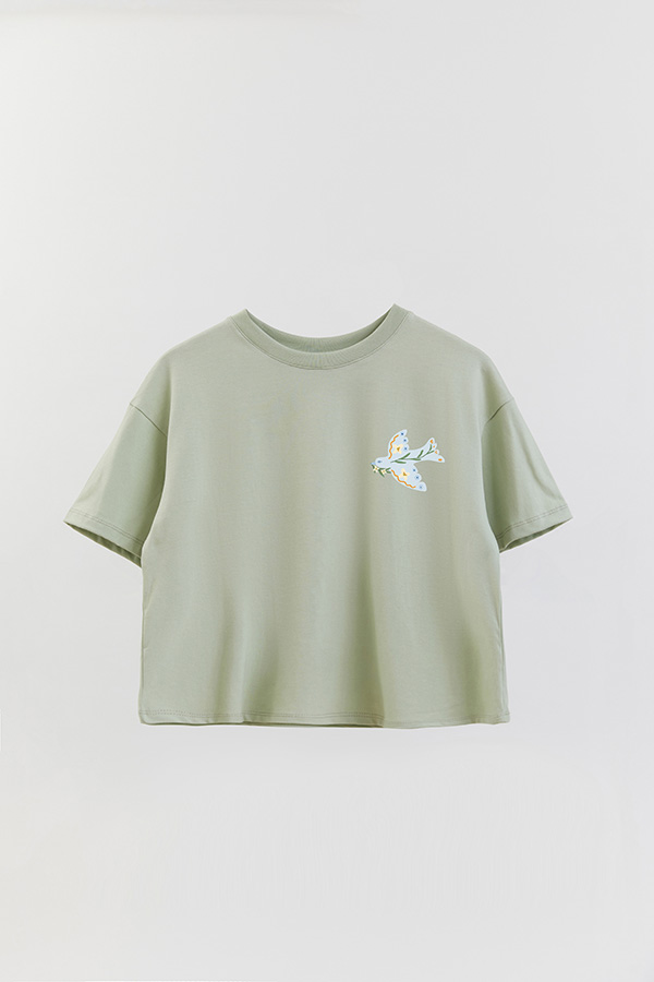 REMERA CROP FB TRAVEL STAMP 7
