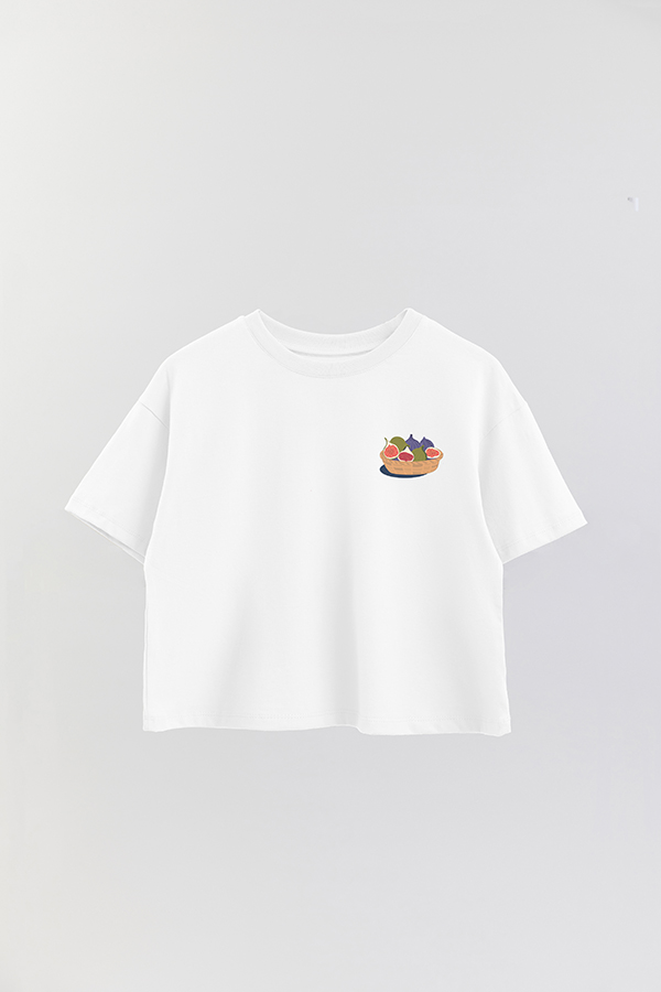 REMERA CROP FB TRAVEL STAMP 4