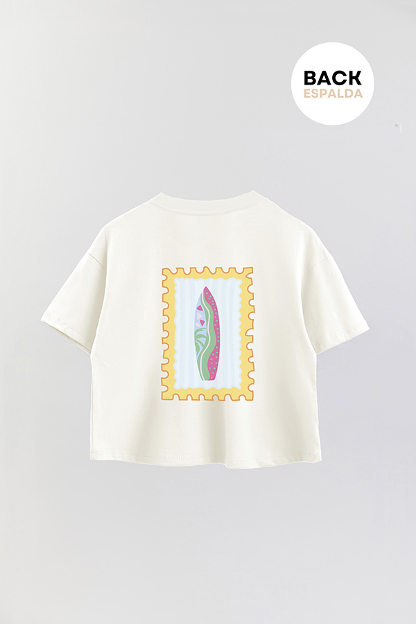 REMERA CROP FB TRAVEL STAMP 2
