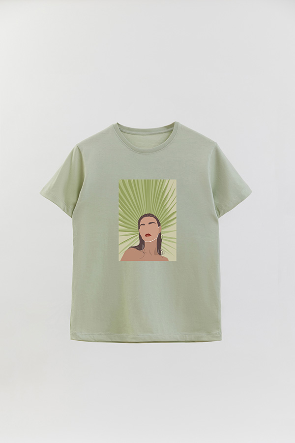 REMERA BASICA ESTAMPADA PORTRAIT 8