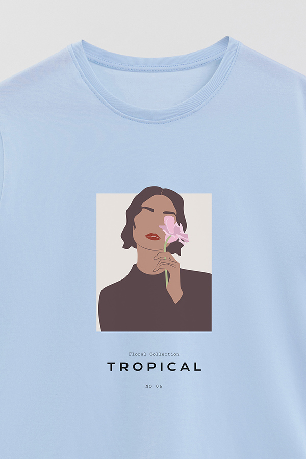 REMERA BASICA ESTAMPADA PORTRAIT 6