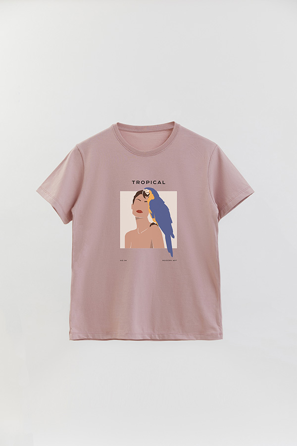 REMERA BASICA ESTAMPADA PORTRAIT 5