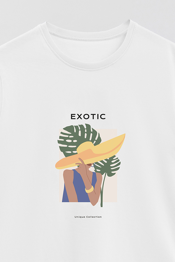 REMERA BASICA ESTAMPADA PORTRAIT 4