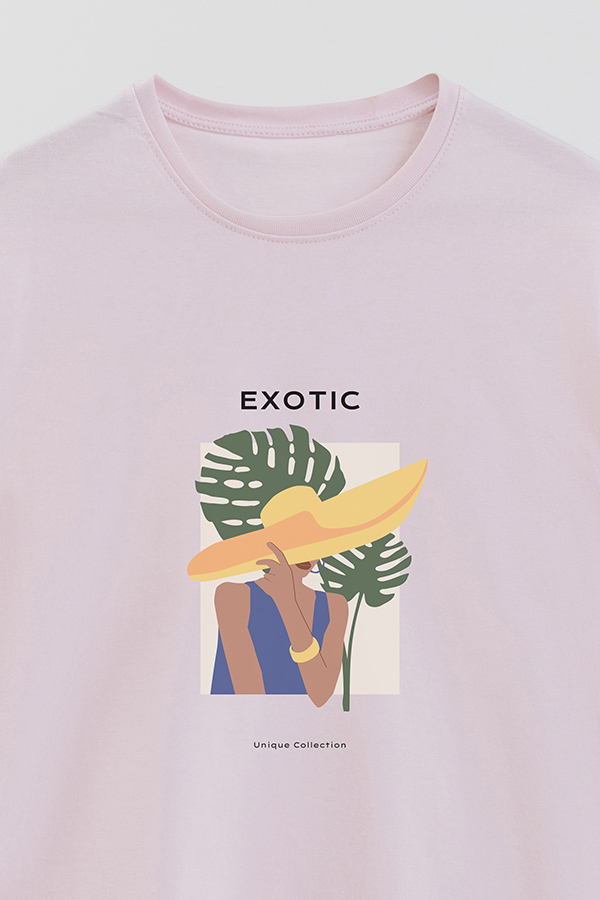 REMERA BASICA ESTAMPADA PORTRAIT 4
