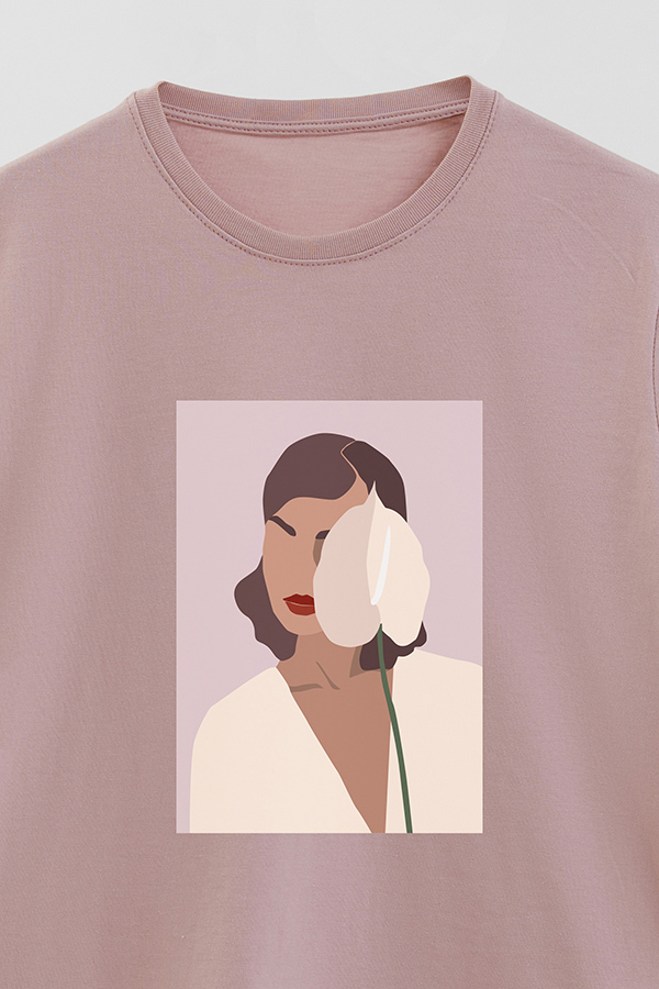 REMERA BASICA ESTAMPADA PORTRAIT 2