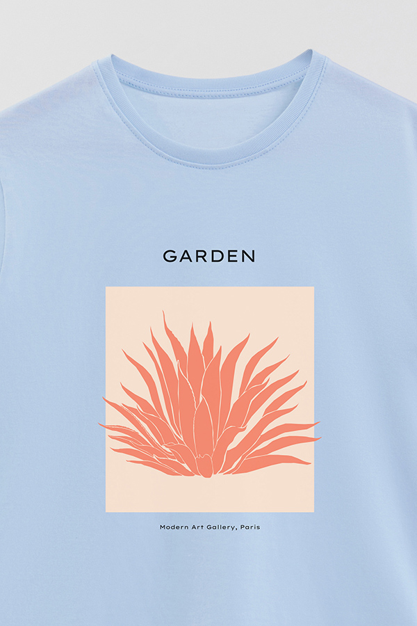 REMERA BASICA ESTAMPADA WILD GARDEN