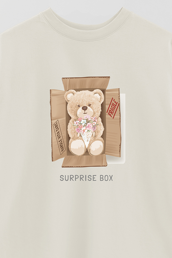 REMERA OVER ESTAMPADA UNISEX SURPRISE BOX