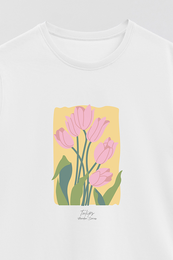 REMERA BASICA ESTAMPADA GARDEN TULIPS