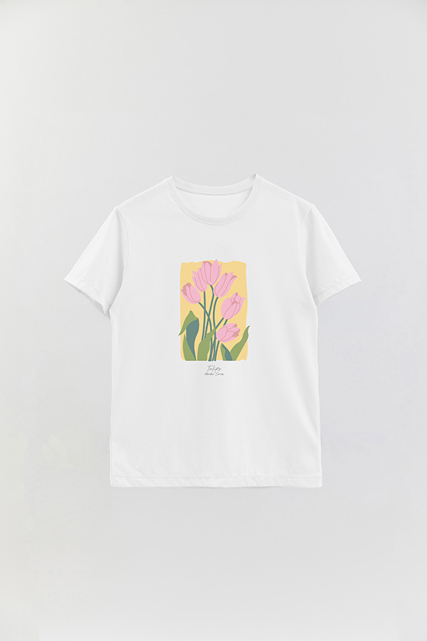 REMERA BASICA ESTAMPADA GARDEN TULIPS