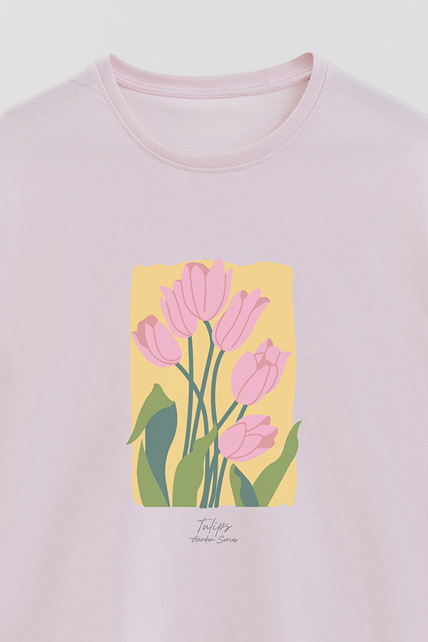 REMERA BASICA ESTAMPADA GARDEN TULIPS