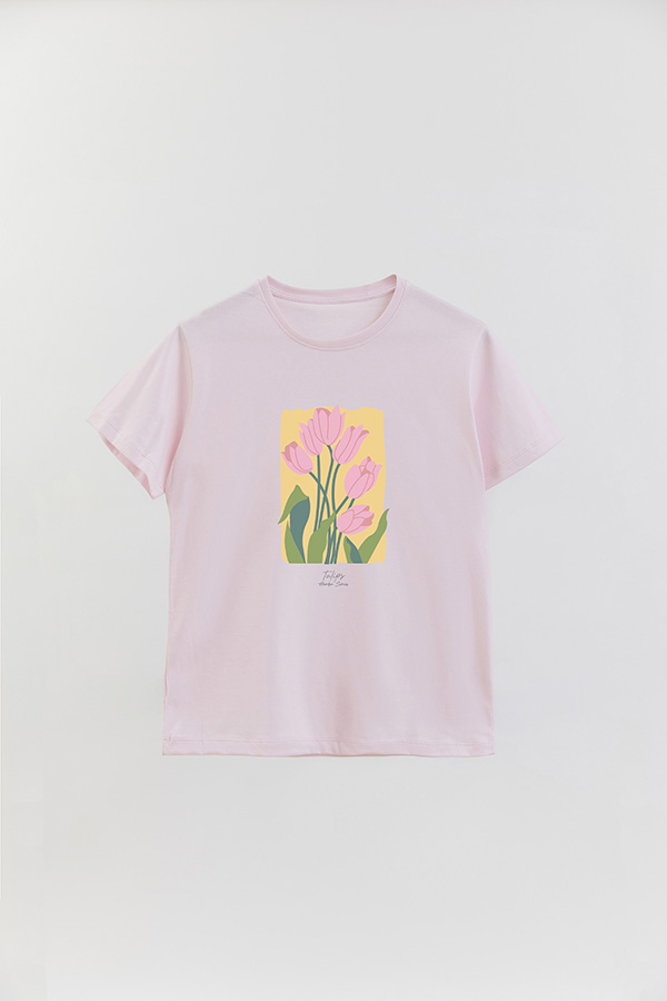 REMERA BASICA ESTAMPADA GARDEN TULIPS