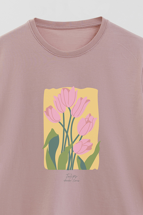 REMERA BASICA ESTAMPADA GARDEN TULIPS