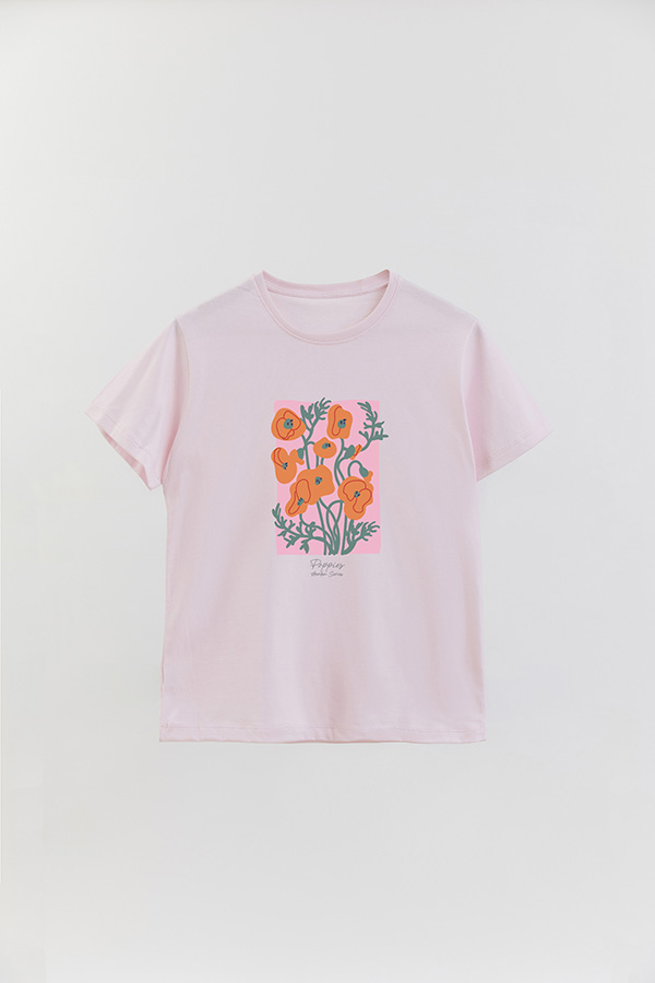 REMERA BASICA ESTAMPADA GARDEN POPPIES