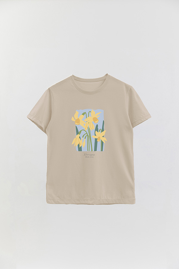 REMERA BASICA ESTAMPADA GARDEN NARCISSUS