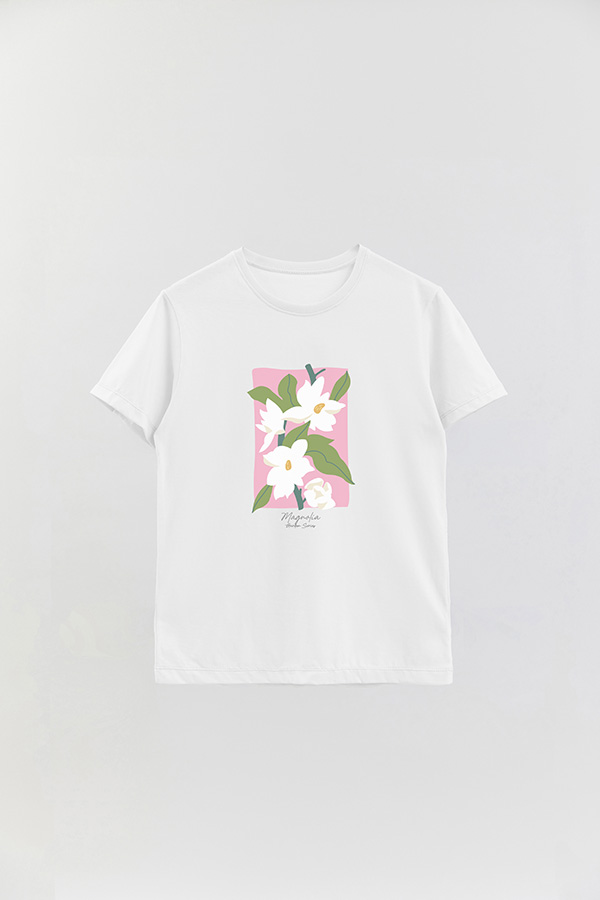 REMERA BASICA ESTAMPADA GARDEN MAGNOLIA