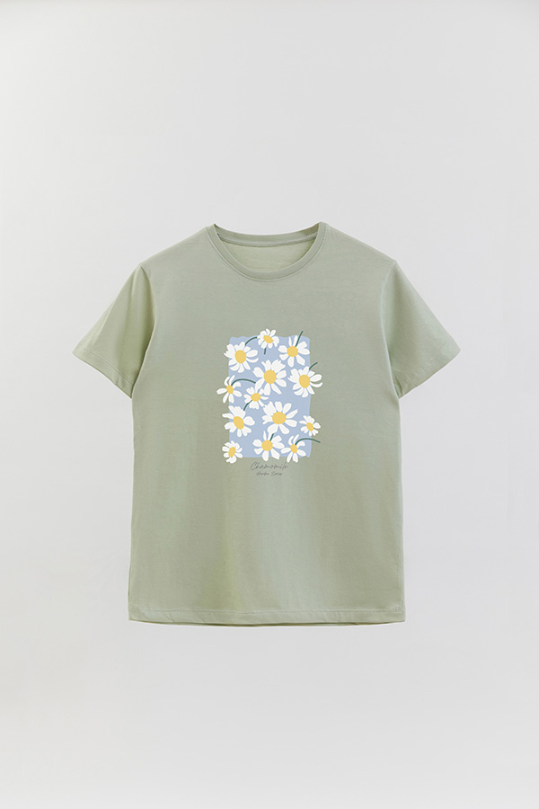 REMERA BASICA ESTAMPADA GARDEN CHAMOMILE BLUE