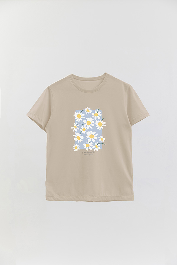 REMERA BASICA ESTAMPADA GARDEN CHAMOMILE BLUE