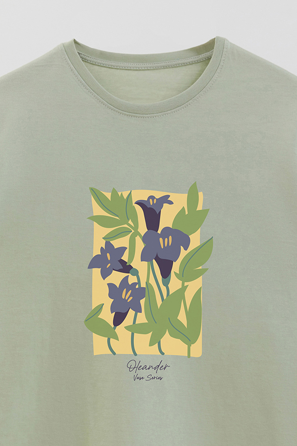 REMERA BASICA ESTAMPADA GARDEN BLUEBELLS