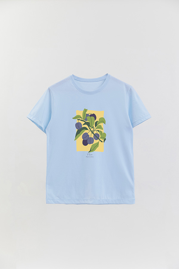 REMERA BASICA ESTAMPADA FRUITS PLUM