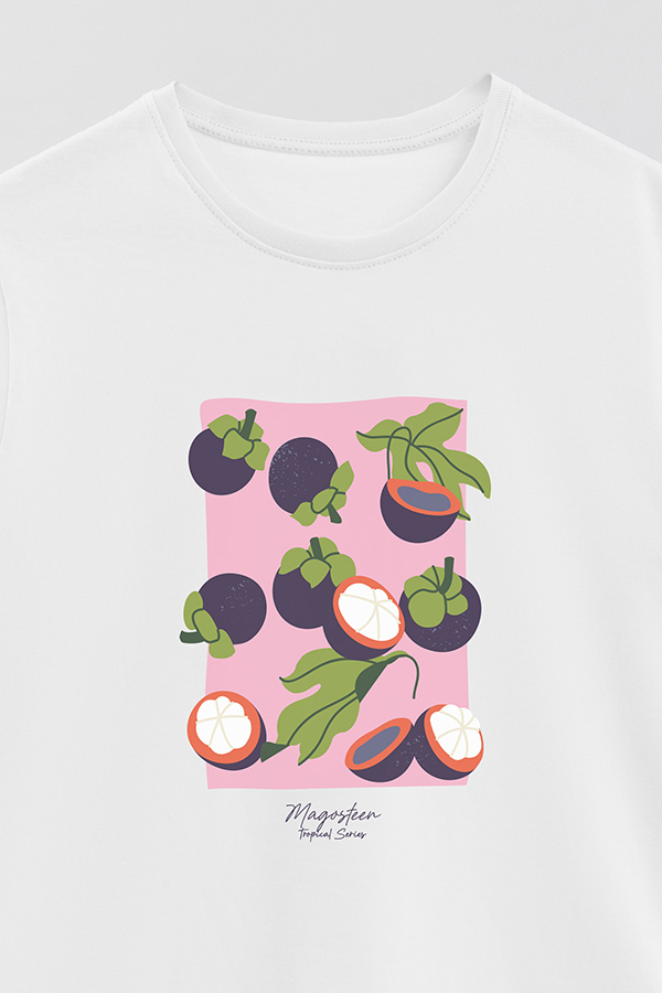 REMERA BASICA ESTAMPADA FRUITS MAGOSTEEN