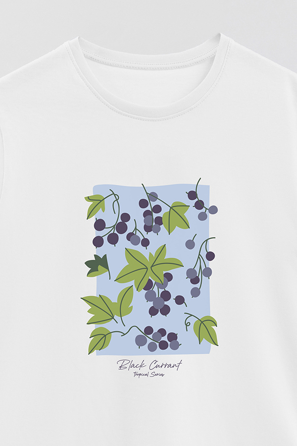 REMERA BASICA ESTAMPADA FRUITS BLACK CURRANT