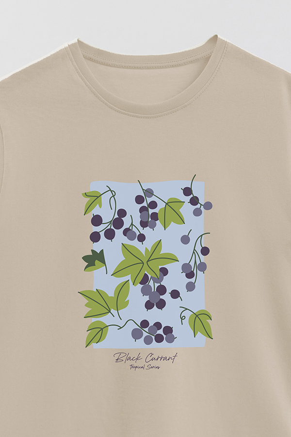 REMERA BASICA ESTAMPADA FRUITS BLACK CURRANT