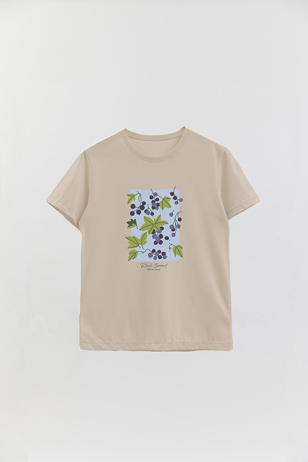 REMERA BASICA ESTAMPADA FRUITS BLACK CURRANT