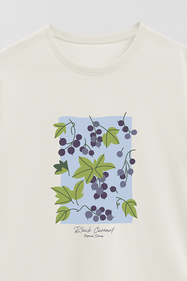 REMERA BASICA ESTAMPADA FRUITS BLACK CURRANT