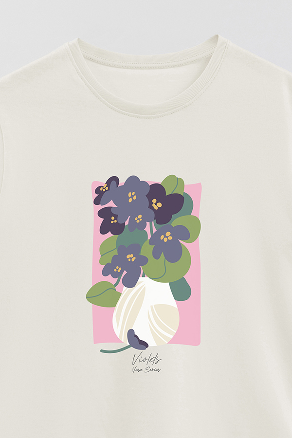 REMERA BASICA ESTAMPADA FLORAL VIOLETS
