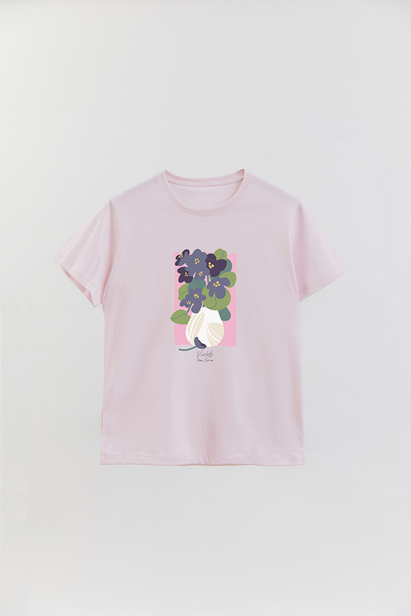 REMERA BASICA ESTAMPADA FLORAL VIOLETS