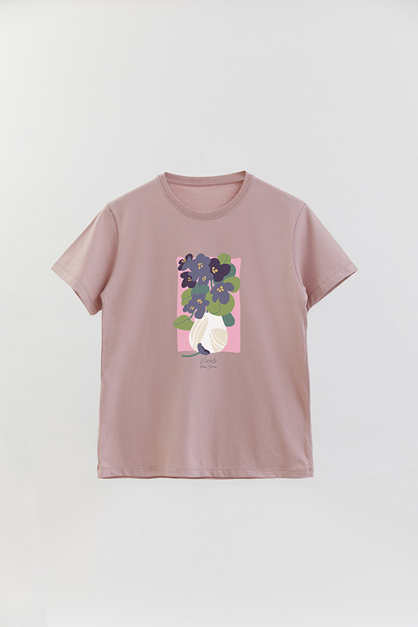 REMERA BASICA ESTAMPADA FLORAL VIOLETS