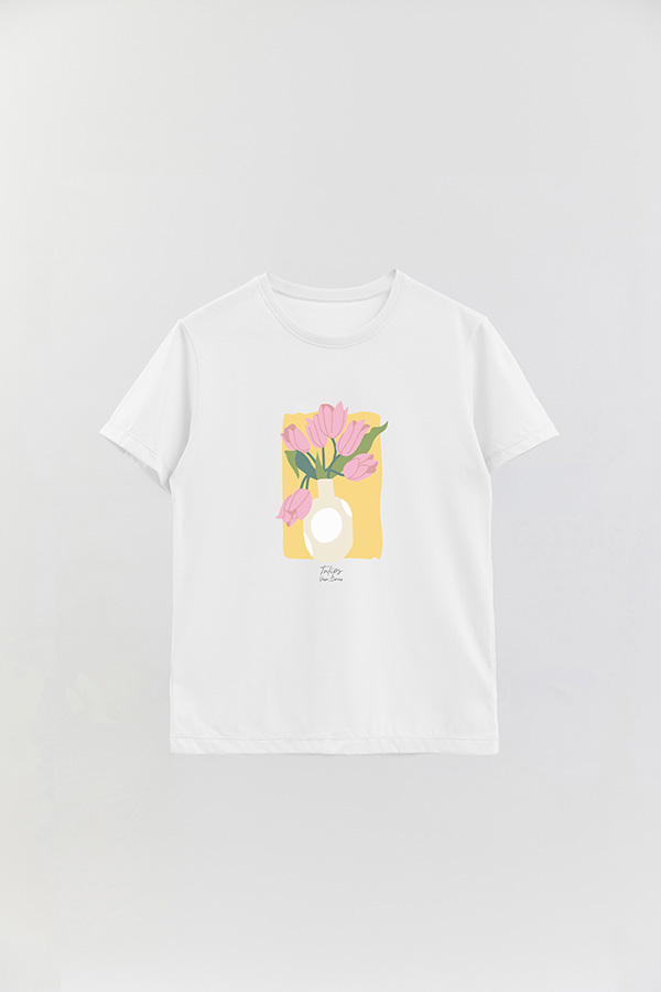REMERA BASICA ESTAMPADA FLORAL TULIPS