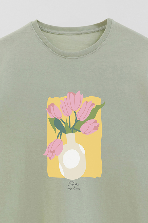 REMERA BASICA ESTAMPADA FLORAL TULIPS