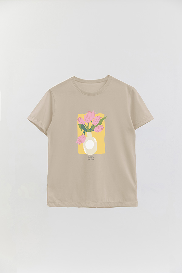 REMERA BASICA ESTAMPADA FLORAL TULIPS