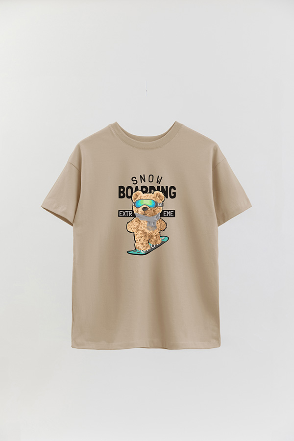 REMERA OVER ESTAMPADA UNISEX SNOW BOARDING